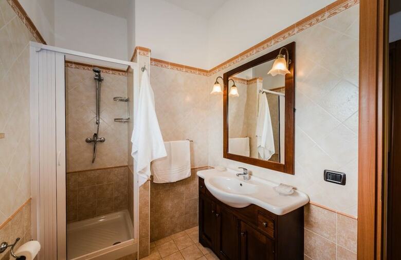 Residencia Villaggio Punta Alice Srl