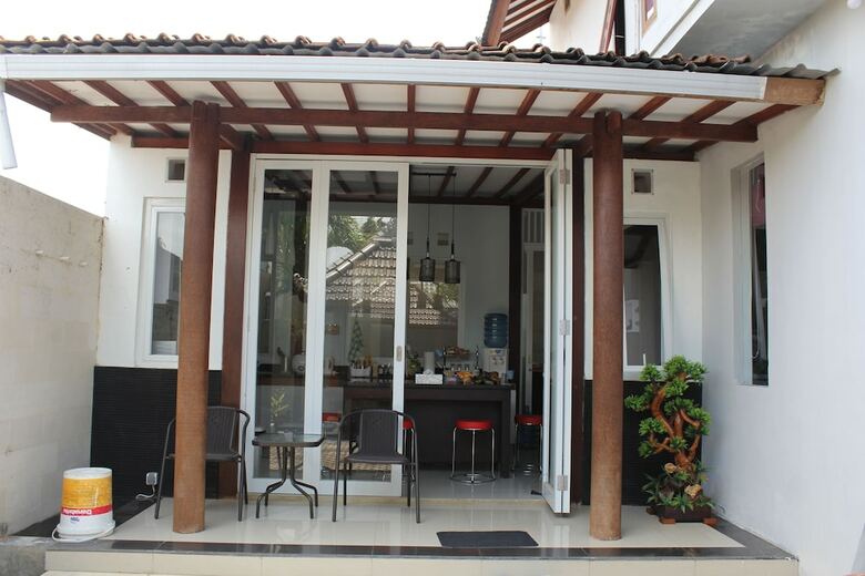 Hotel Pecatu Vira House