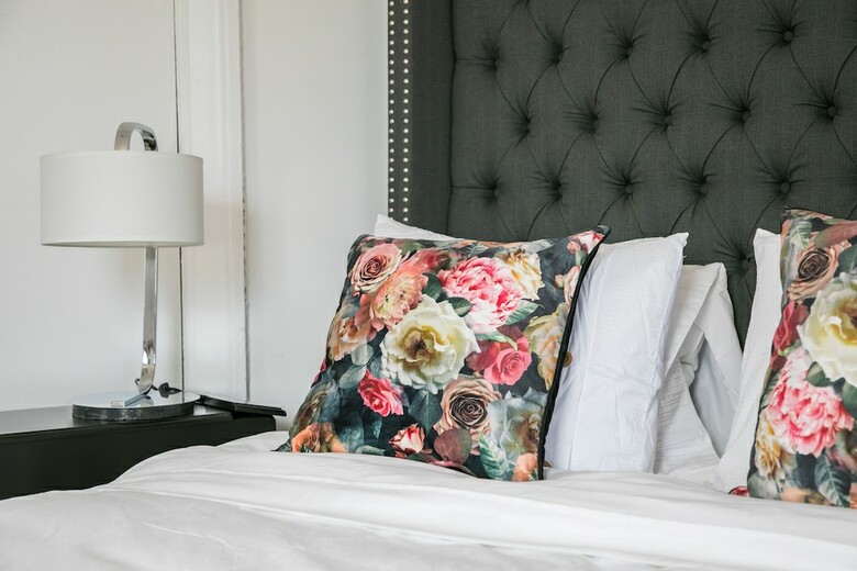 Apartamentos Applewood Suites - Bathurst & College