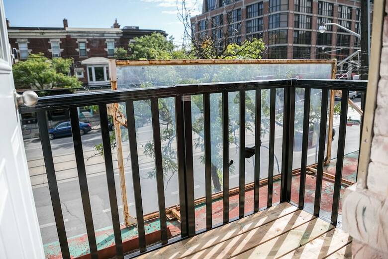 Apartamentos Applewood Suites - Bathurst & College