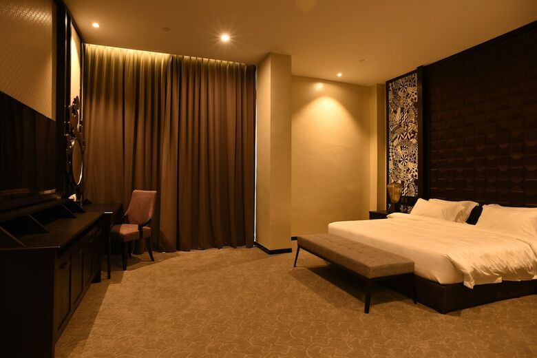 Vangohh Eminent Hotel & Spa