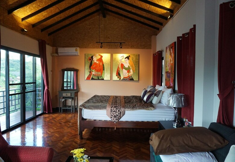 Hotel Gumbie House
