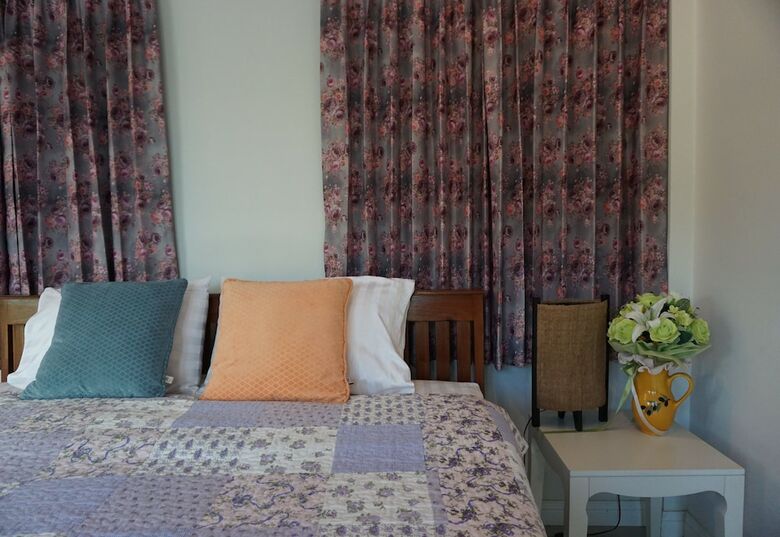 Hotel Gumbie House