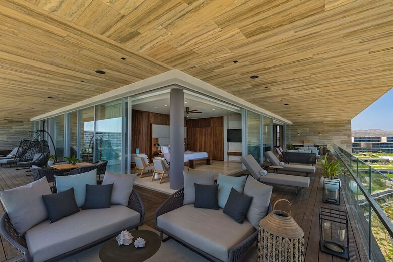 Hotel Solaz, A Luxury Collection Resort, Los Cabos