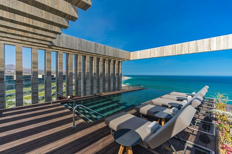 Hotel Solaz, A Luxury Collection Resort, Los Cabos