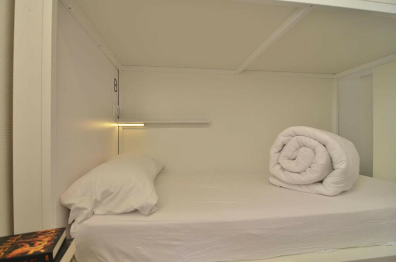 Hostal Far Home Bernabeu