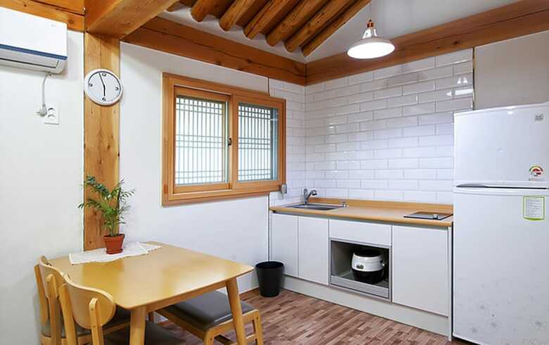 Gyeongju N Hanok Pension