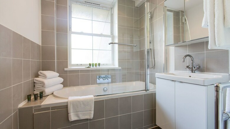 Apartamentos Bright 2br Flat In St. Katharine's Docks