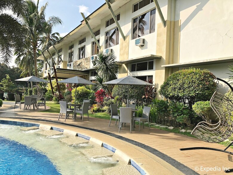 Shalom Hotel