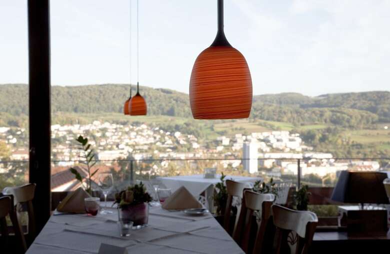 Maien Hotel & Restaurant