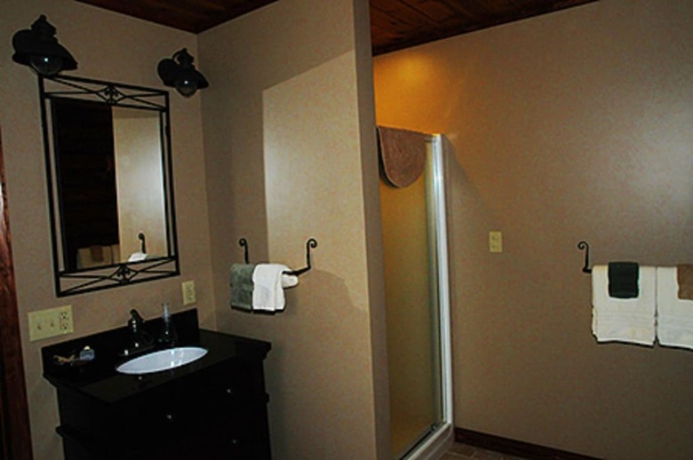 Bed & Breakfast Bear Lodges & 131 Main Street
