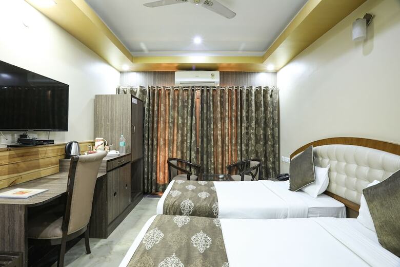 Hotel Le Grand Regency