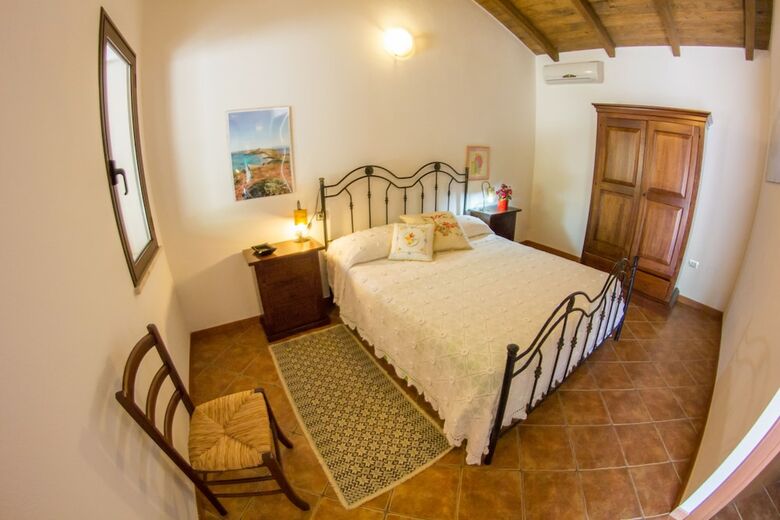 Hotel Albergo Residenziale Menhirs