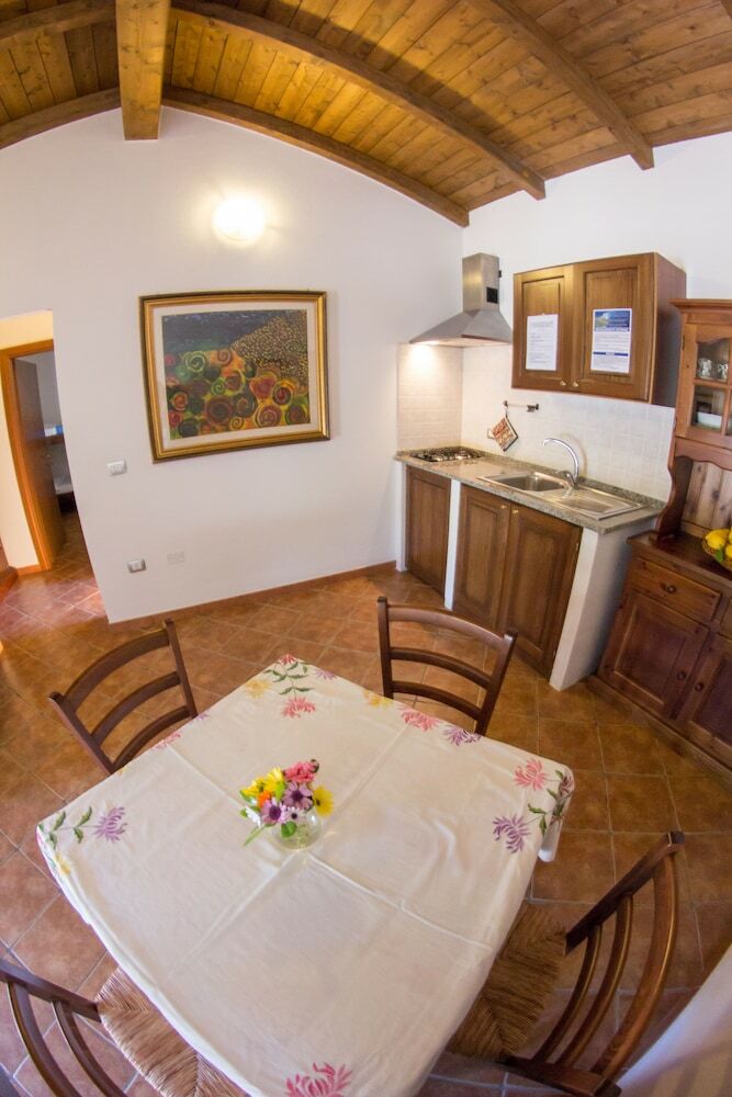Hotel Albergo Residenziale Menhirs