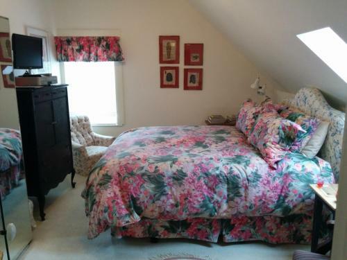 Fairmont House Bed & Breakfast