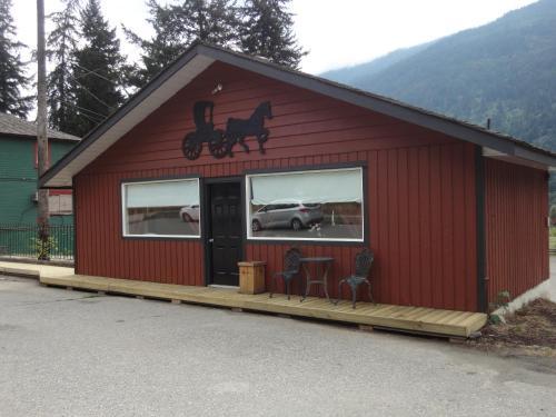 Posada Old Towne Inne Chuckwagon Bar & Grill