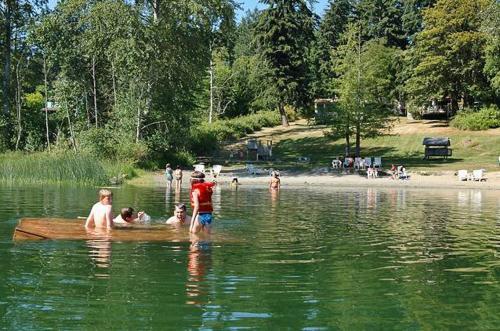 Green Acres Lakeside Resort Salt Spring Island