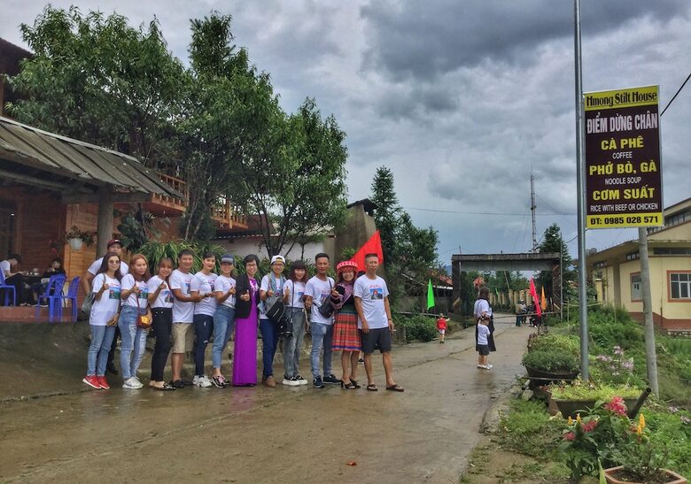 Hotel H'mong Stilt House