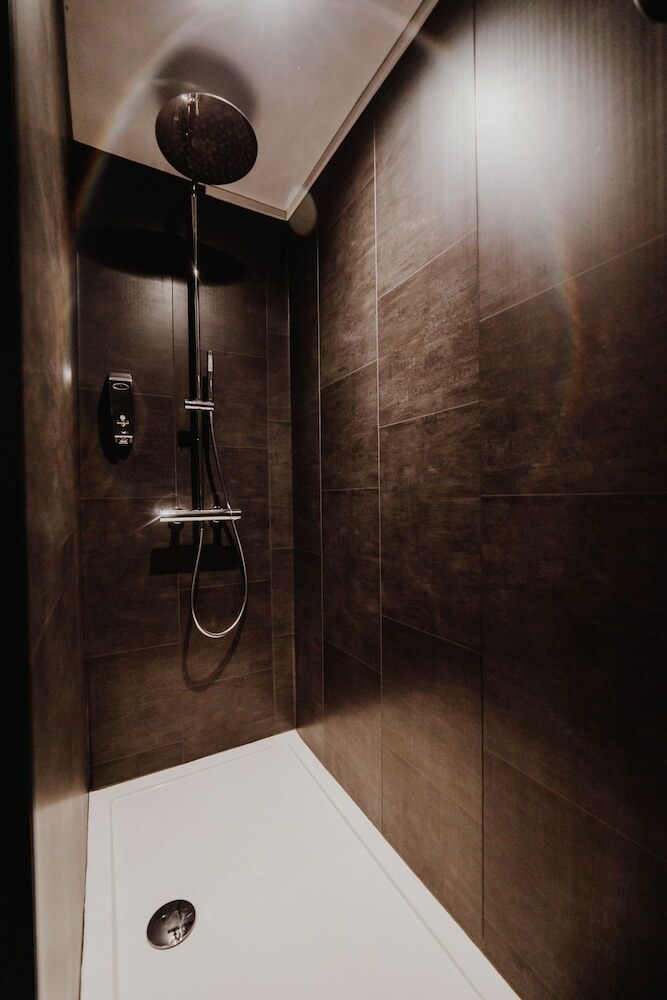 Hotel At Home