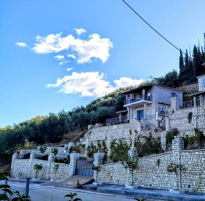 Apartamentos Stone Maisonettes