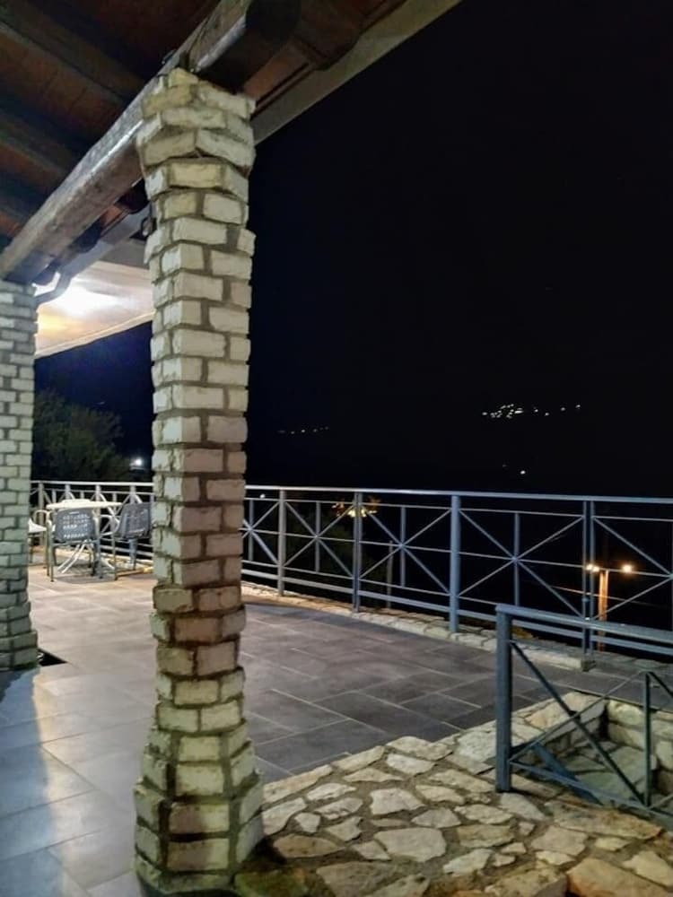 Apartamentos Stone Maisonettes