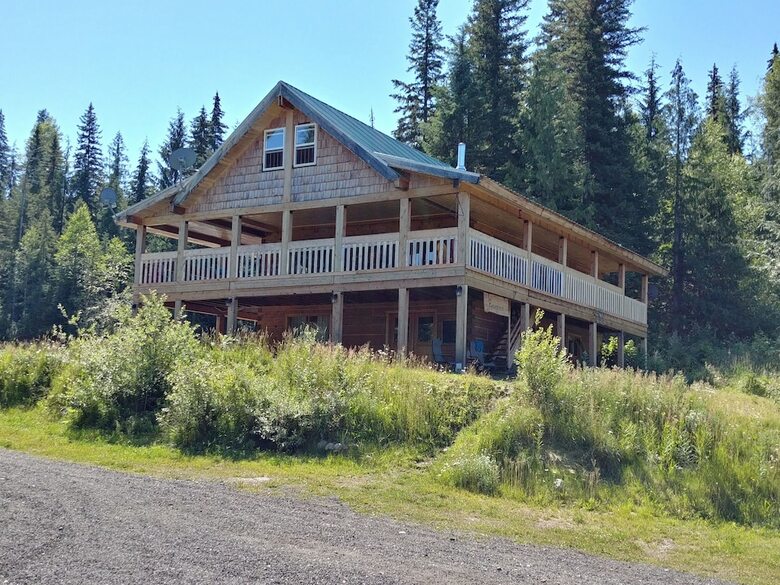 Bed & Breakfast Wolfwood Guest Ranch
