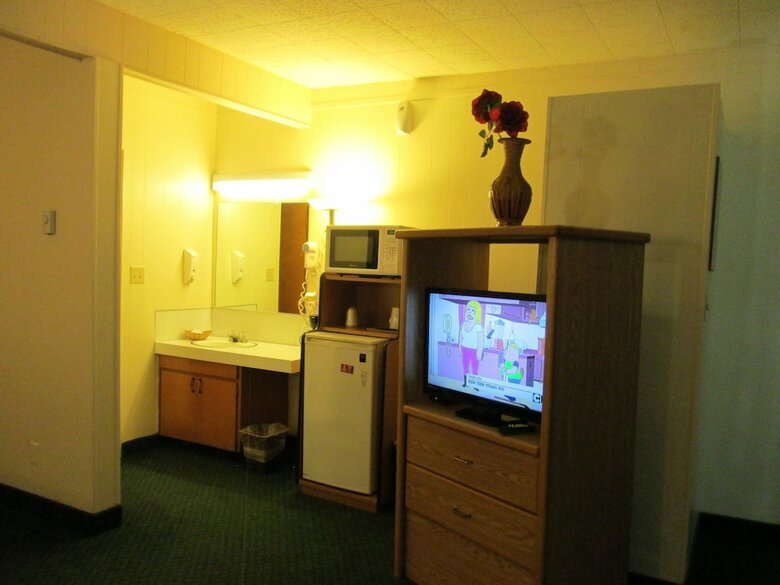 Town House Motel Inc