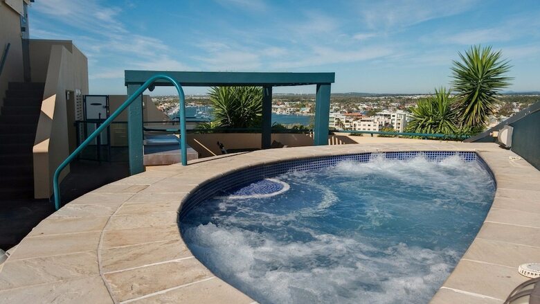 Apartamentos Holiday With A View Landmark Hotel
