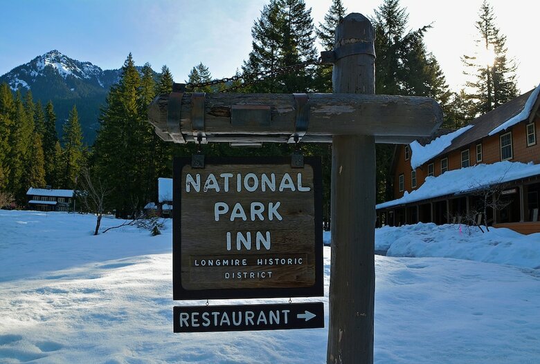Hotel National Park Inn