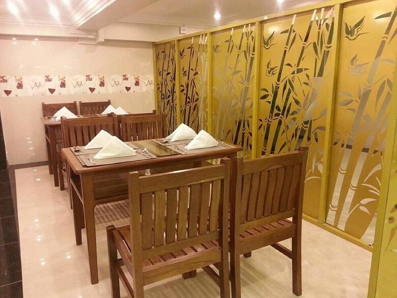 Royal Malikha Hotel