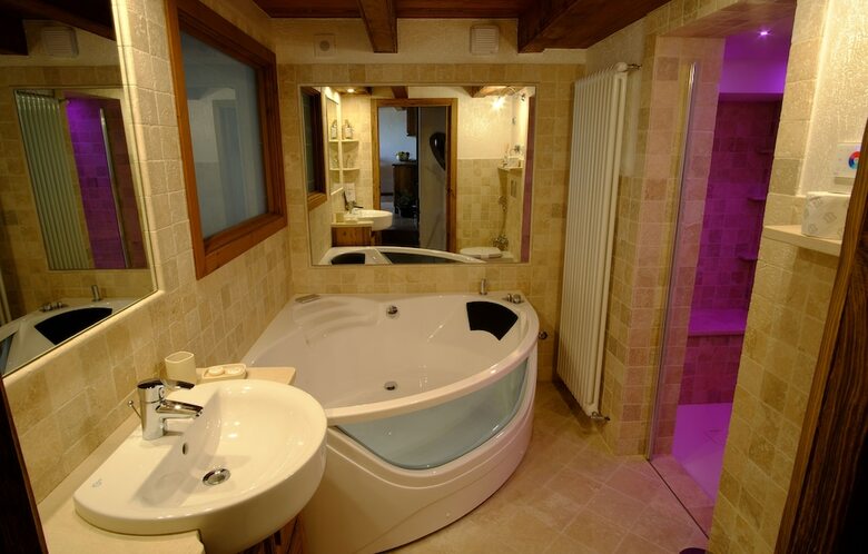 Panoramic Apartments Lerinon