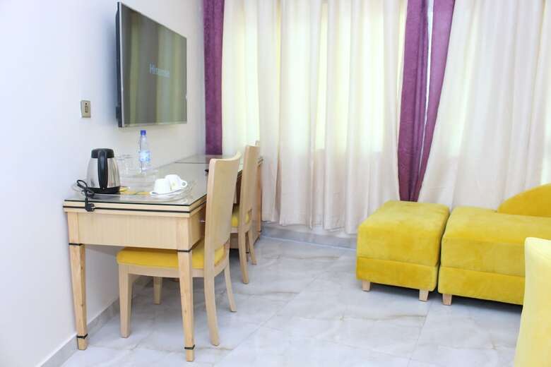 Paradisia Hotel