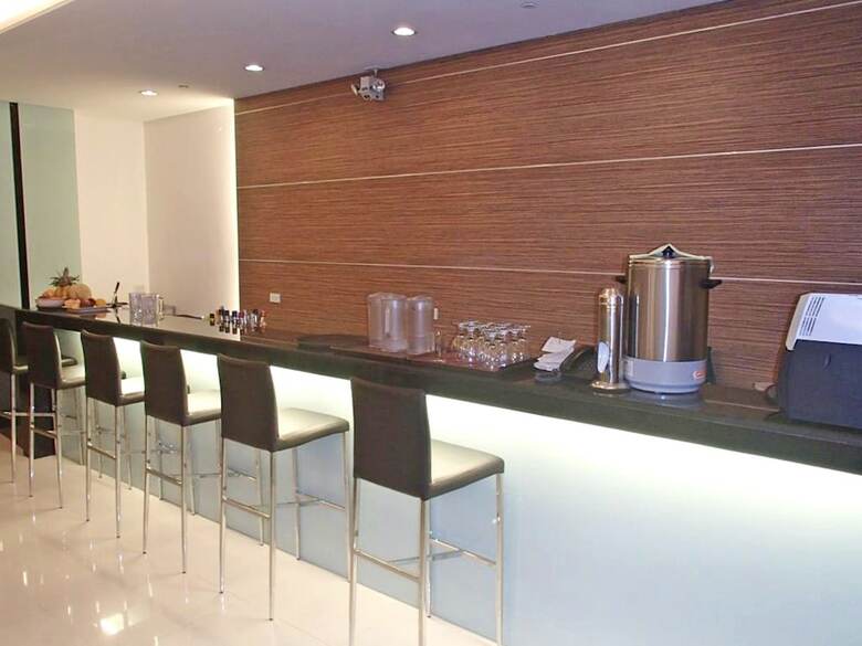 Vista Hotel Cubao