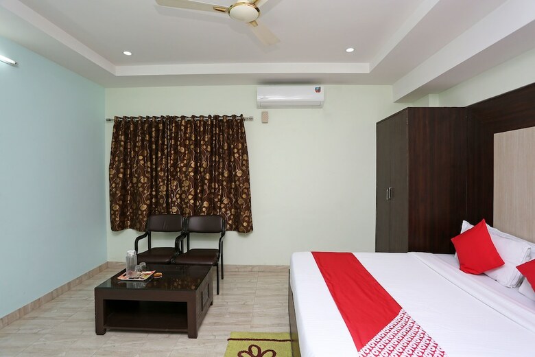 Hotel Oyo 6661 Aurum Abode