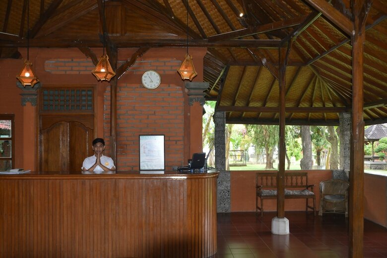Bed & Breakfast Bagus Beach Resort
