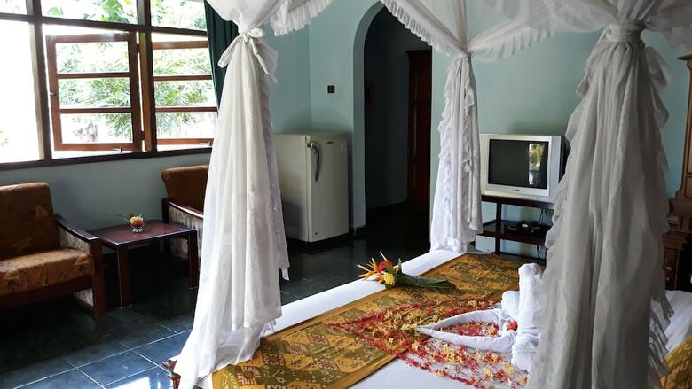 Bed & Breakfast Bagus Beach Resort