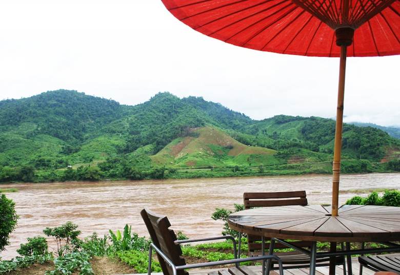 Hotel Rai Saeng Arun Resort