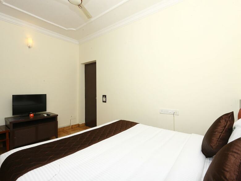Hotel Oyo 2961 Dolphin Park