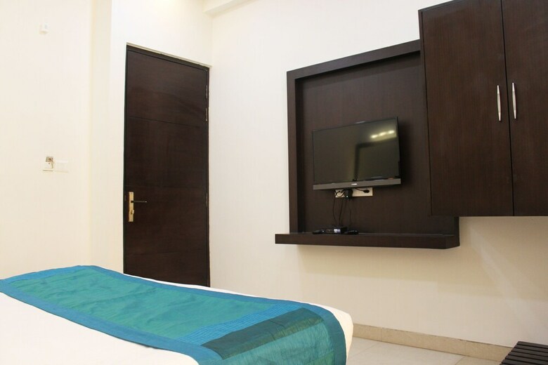 Oyo 1493 Hotel Madhushrie