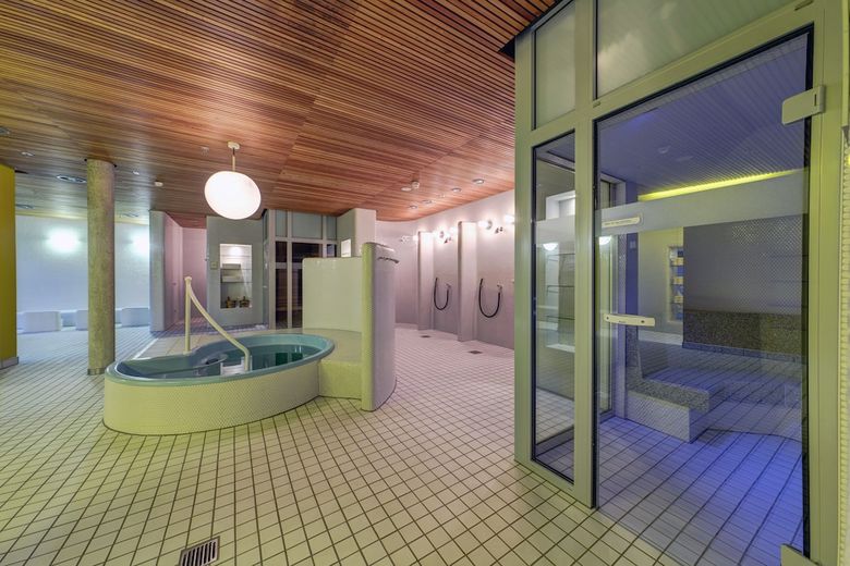 Hotel Collegium Glash�tten Gmbh