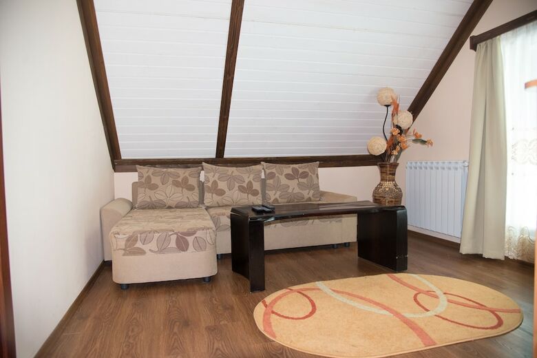 Romantica Forest Holiday Village