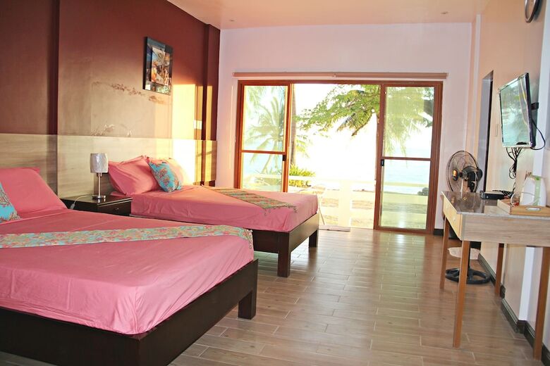 Hotel Submarine Garden Beach Resort