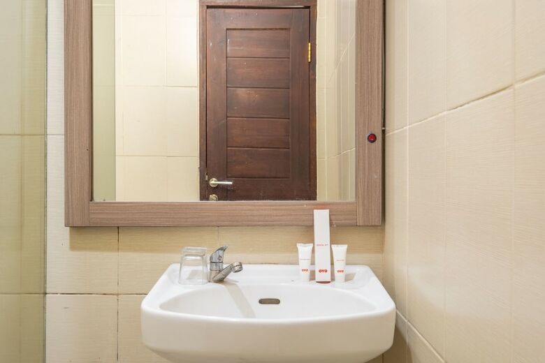 Hotel Oyo 1548 Villa Aleyra