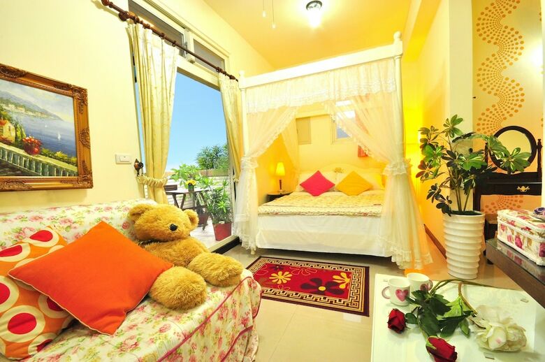 Bed & Breakfast Happy Orange Homestay