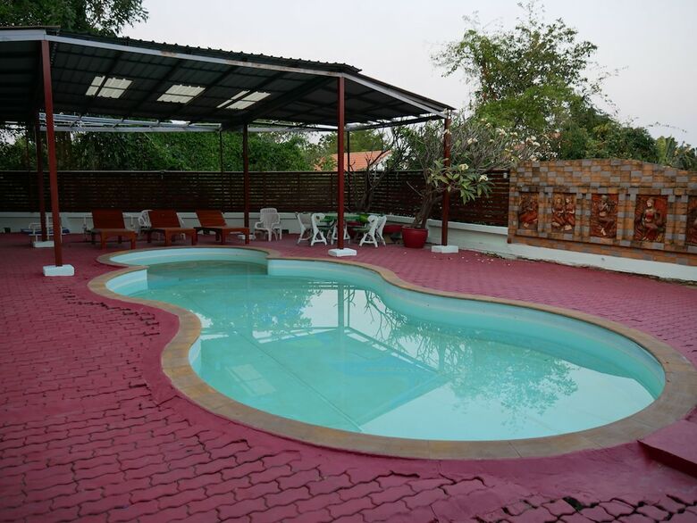 Hotel Buriram Siri Resort