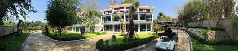 Hotel Macan Resort