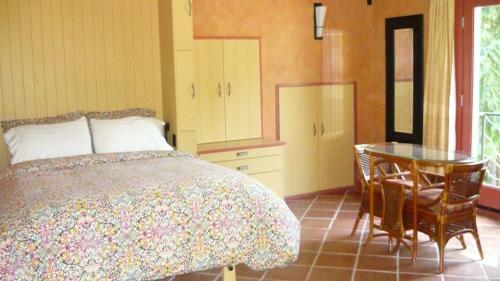 Salt Spring Carriage House B&B