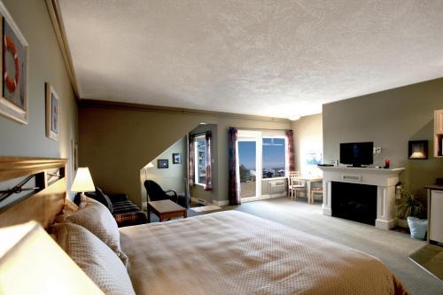 Hotel Sidney Waterfront Inn