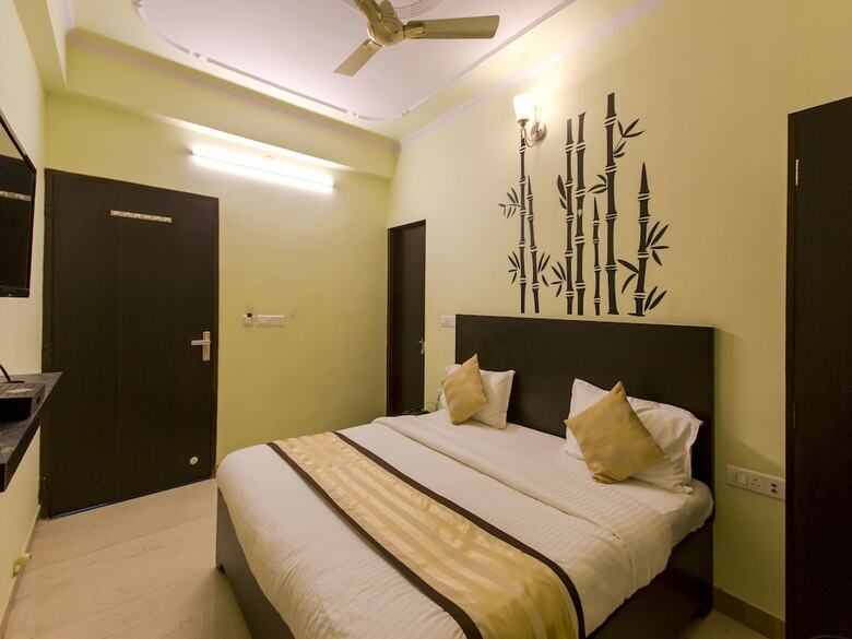 Hotel Raghukul