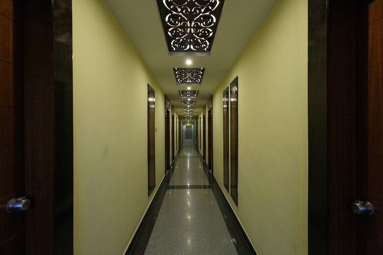 Oyo 5446 Hotel Maharajay